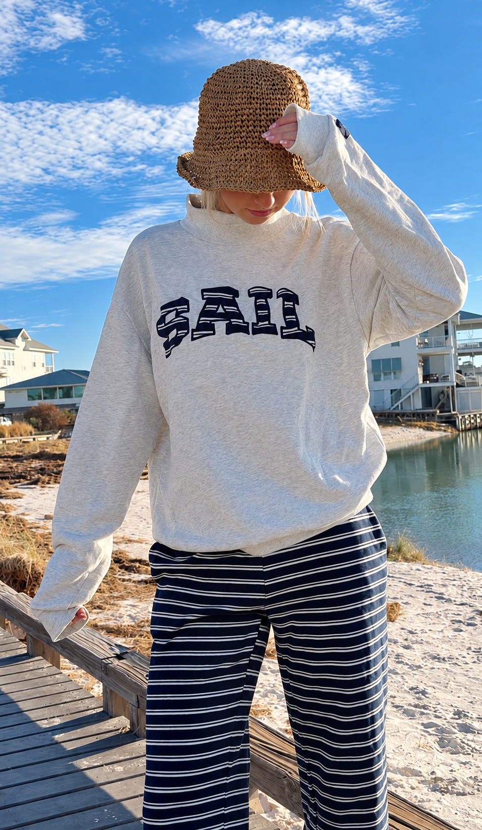 Sail Mock Neck